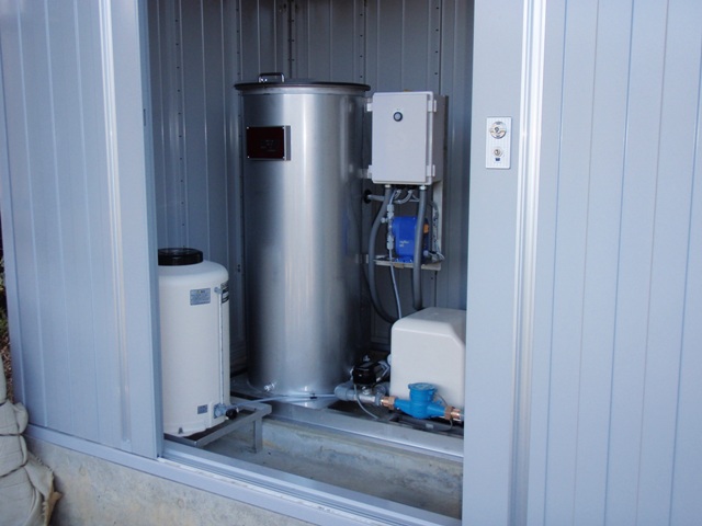小型浄水ろ過装置を飲料水供給施設に納入（沢水用 小型ろ過機）
